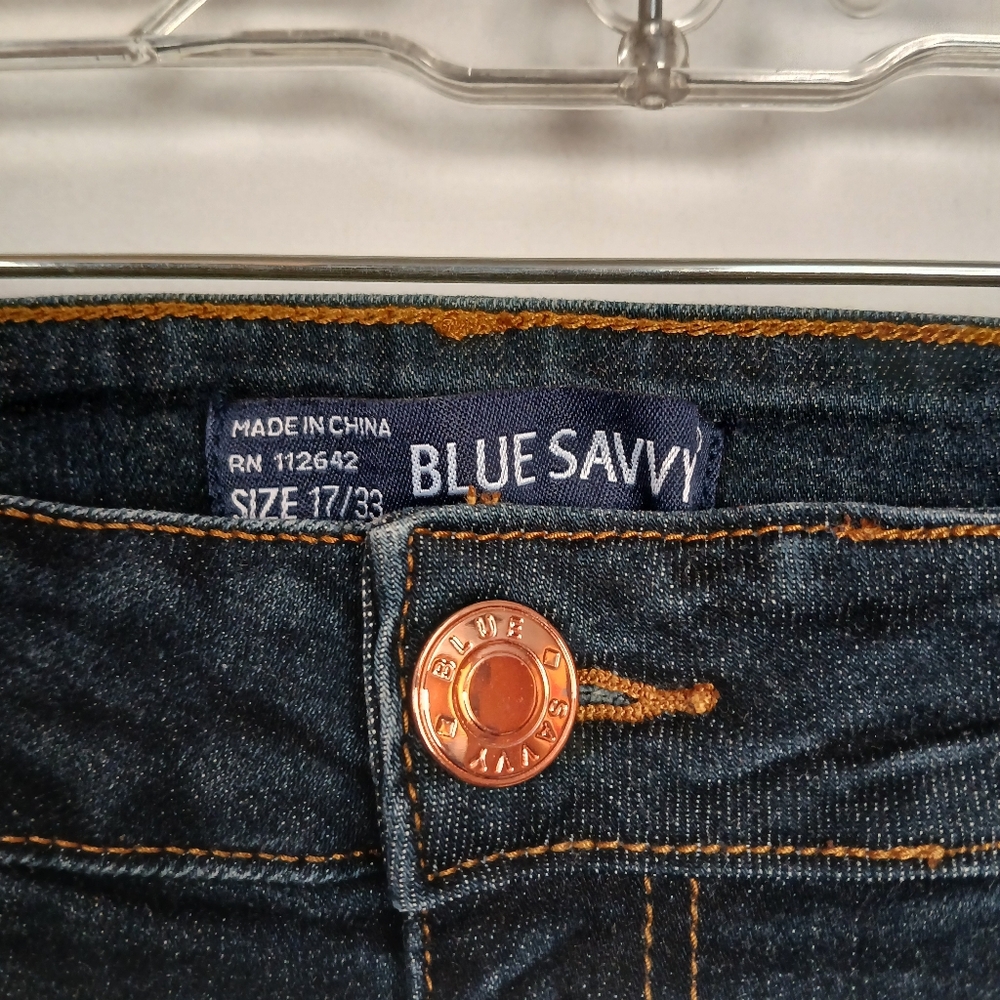 Blue Savvy Jeans size 17/33 NWOT